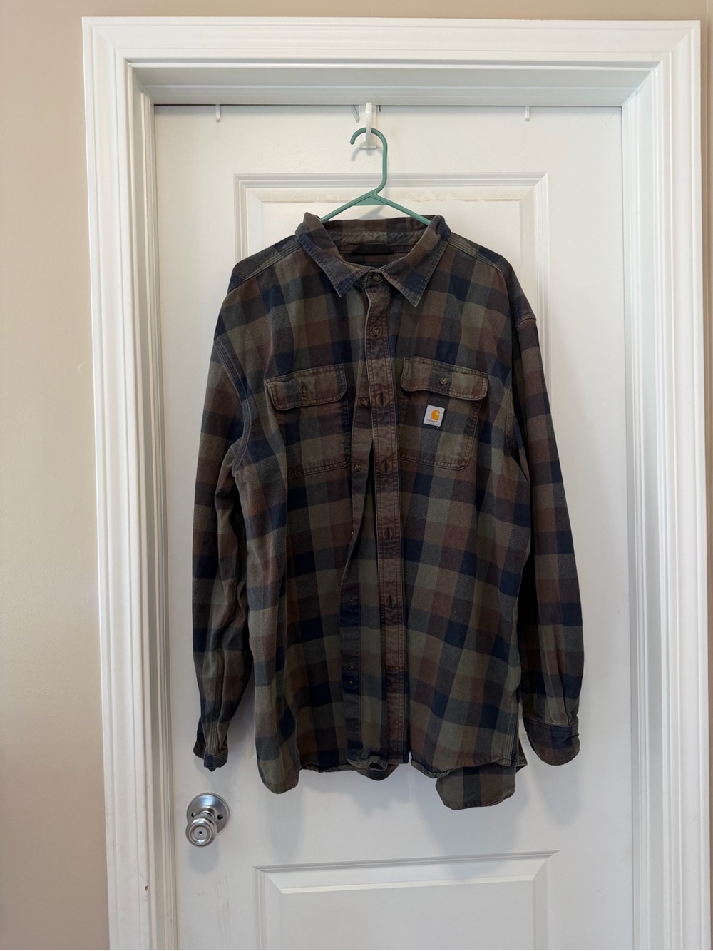 Carhartt Men’s Olive & Brown Plaid Button-Up Shirt